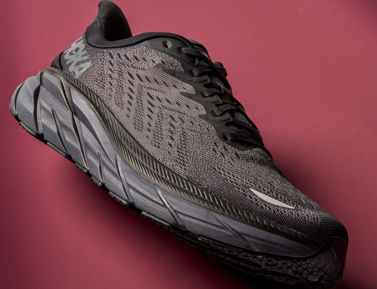 HOKAONEONE CLIFTON 9 1127896